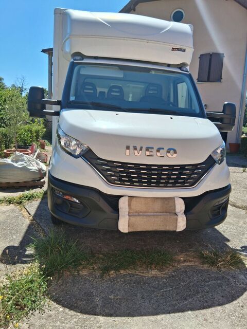 Iveco Daily Combi DAILY FGN 33 S 12 V11 H2 QUAD-LEAF HI MATIC 2021 occasion Diou 03290