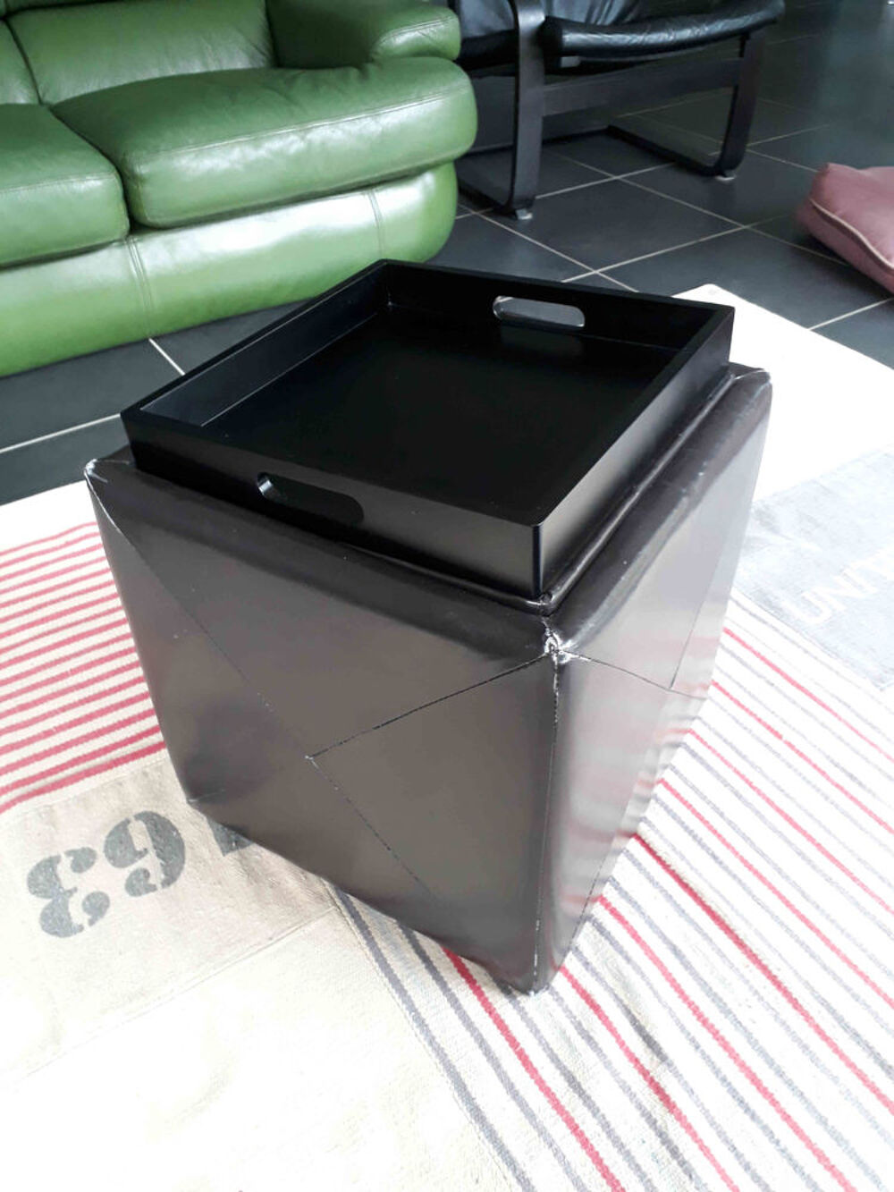 Pouf En Ska&iuml; Noir Meubles