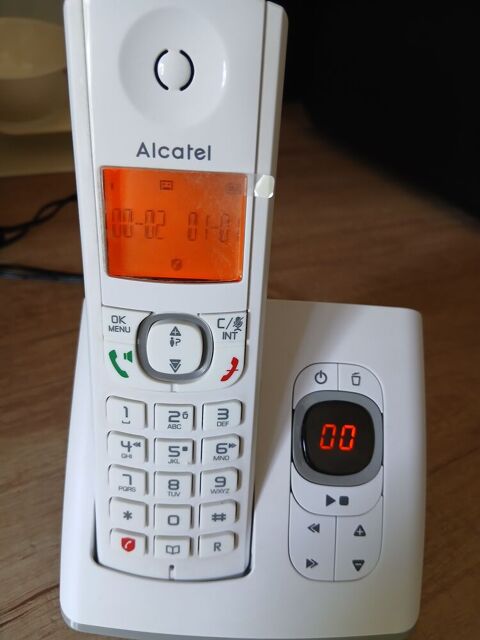 TELEPHONE FIXE  ALCATEL
Breuil-le-Sec (60)