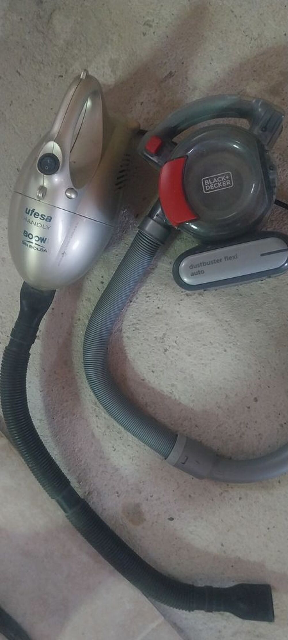 Aspirateur du voiture. Electroménager