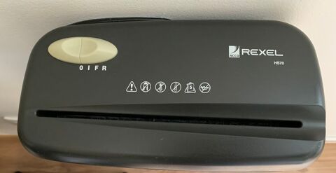 DECHIQUETEUSE � PAPIERS 25 Bouhet (17)