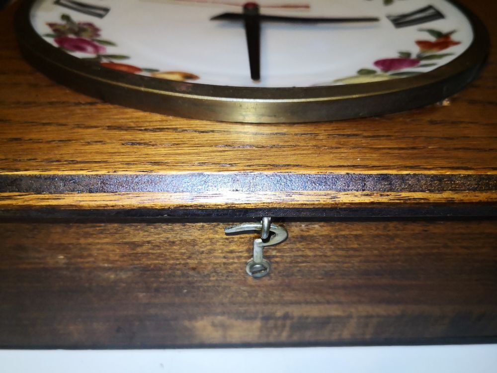 Ancienne Horloge boite Vintage R&eacute;tro en bois et porcelaine Décoration