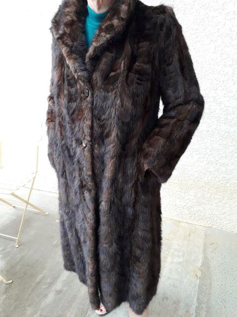 Manteau de vison .
95 Canet Plage (66)