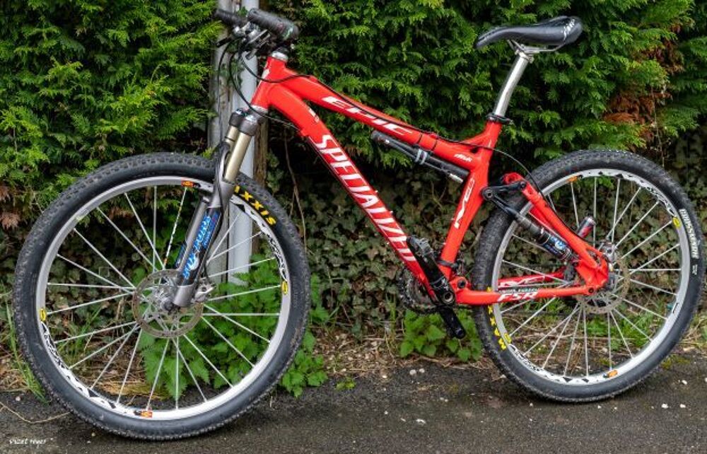 VTT Specialized pouces Vélos