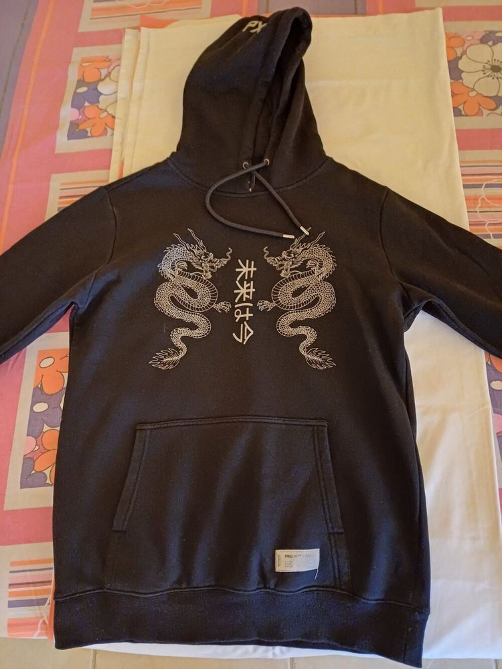 Sweat noir Vêtements