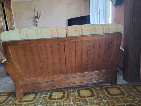 canap�. 250 Saint-Just-Sauvage (51)