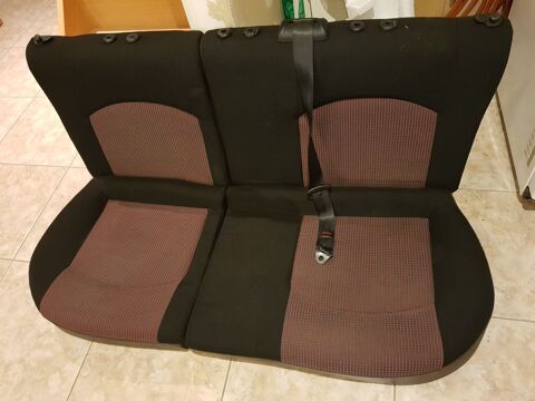 Pi&egrave;ces et &eacute;quipements Voiture Pi&egrave;ces et &eacute;quipements Voiture  occasion Mouans-Sartoux 06370