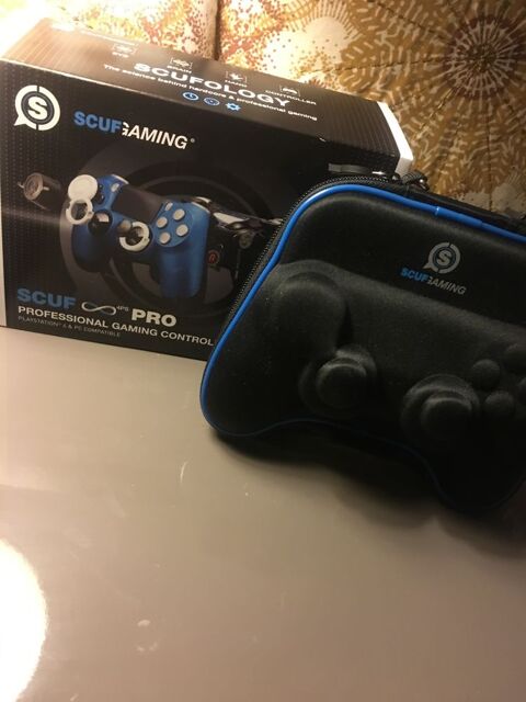 Manette Scuf ps4 90 Perpignan (66)