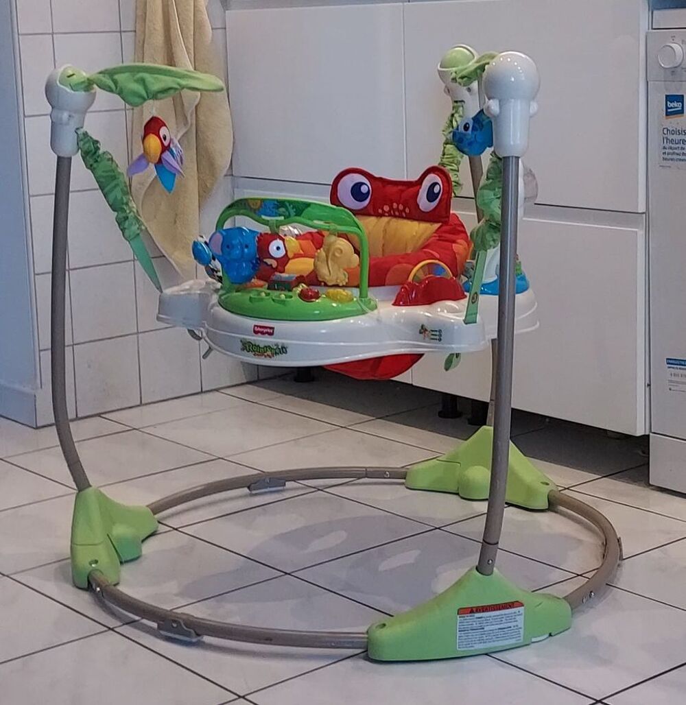 Jumperoo Rainforest fisher price Mobilier enfants