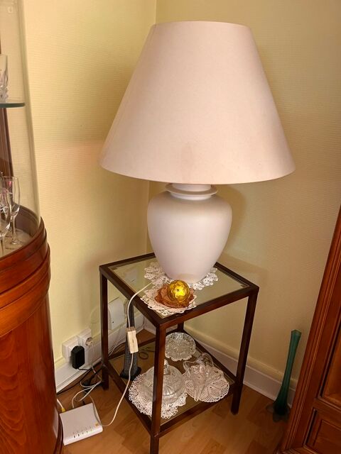 LAMPE AVEC TABLE VERRE 50 Bordeaux (33)