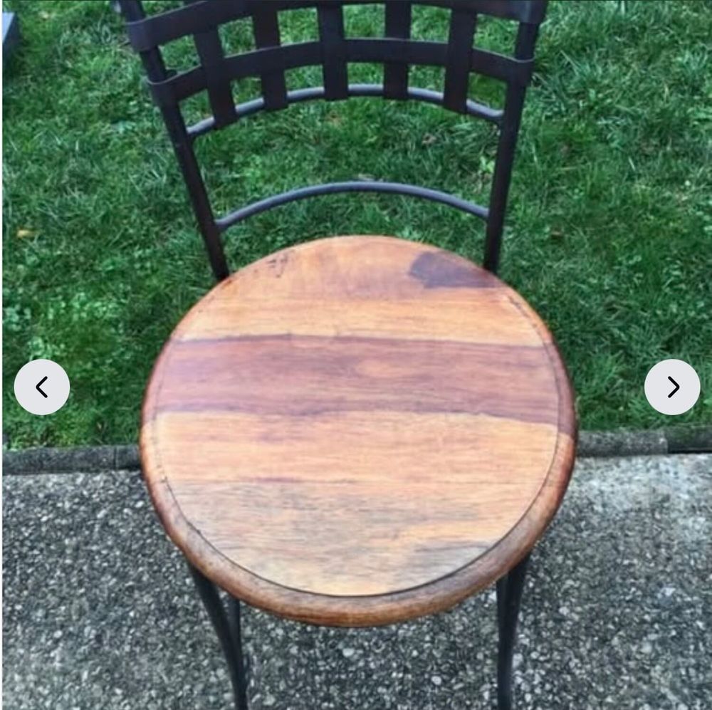 Tabourets de bar X 2 ( &agrave; retirer sur place ) Meubles
