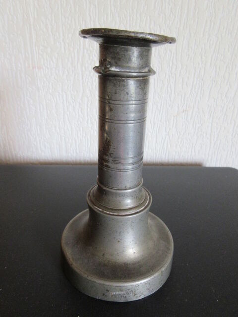 Bougeoir en �tain 34 Le Cr�s (34)