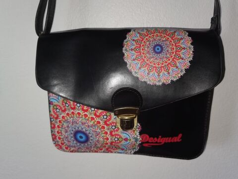 Sac Desigual  30 Saint-Leu (97)