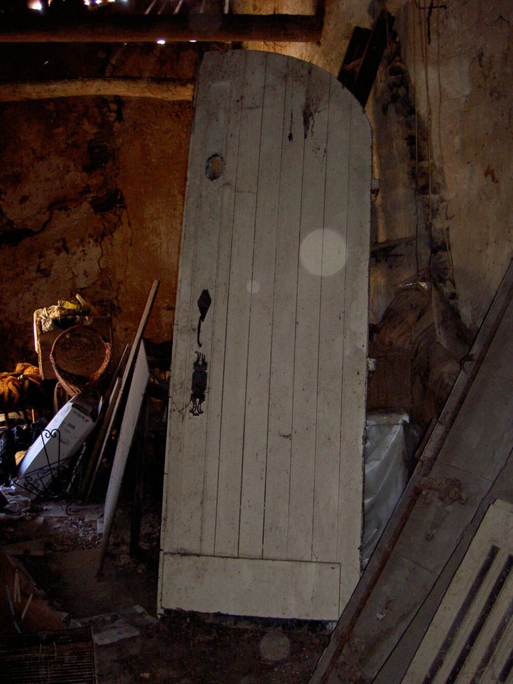 Porte d'entr&eacute;e ancienne de demeure bourgeoise 