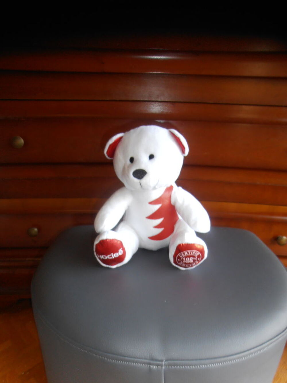 Ourson blanc et rouge (74) Jeux / jouets