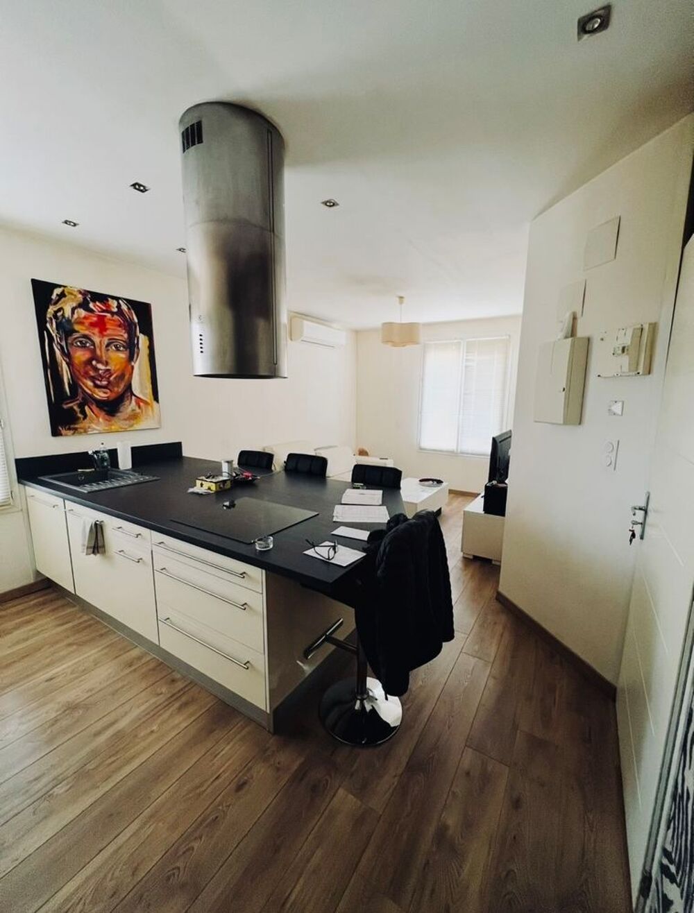 Vente Appartement T3 58 m2 CLIMATISÉ / CUISINE ENTIÈREMENT ÉQUIPÉE Montpellier