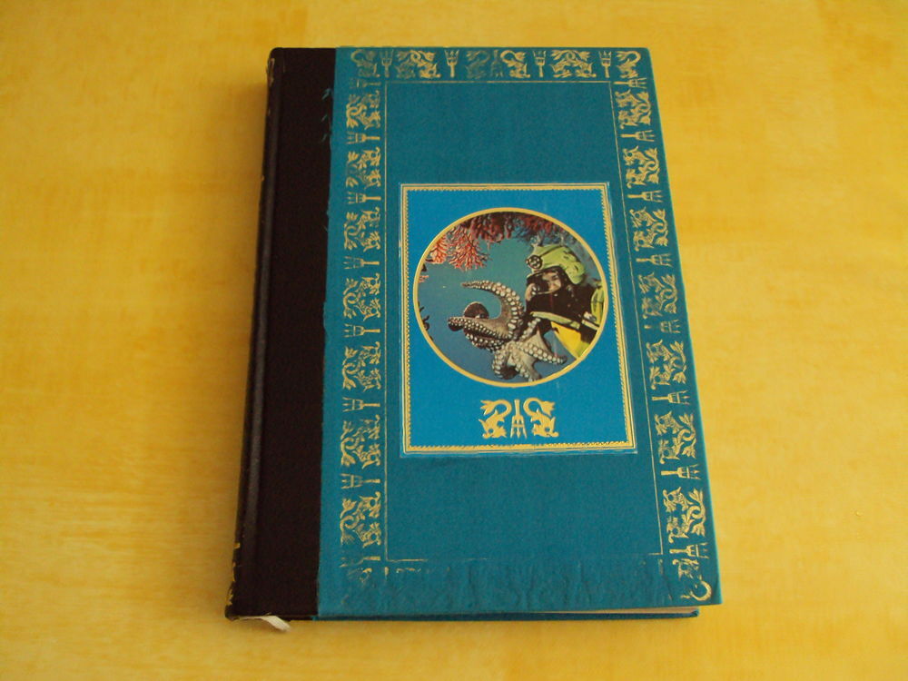 Collection COUSTEAU Livres et BD