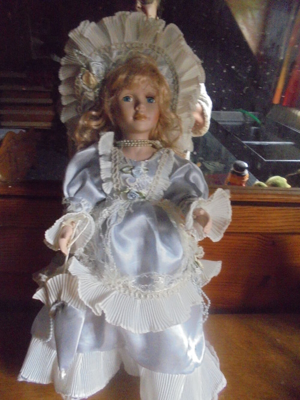 Poup&eacute;es en porcelaine 