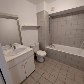  Appartement à louer 1 pièce 27 m²