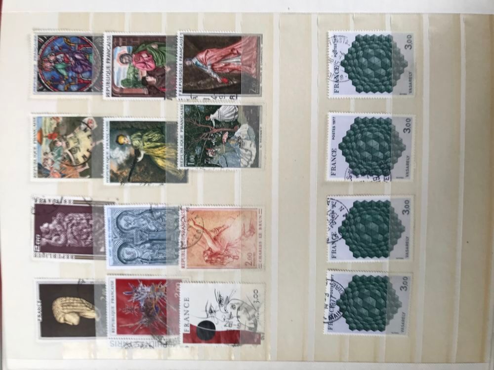 2 albums de timbres 
