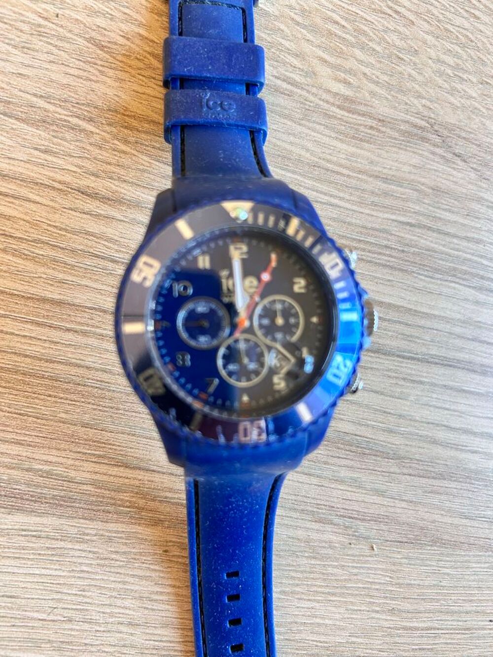 ICE-Watch Chrono Matte - Bleu &quot; Mixte &quot; Style et Performance, Cool ! 