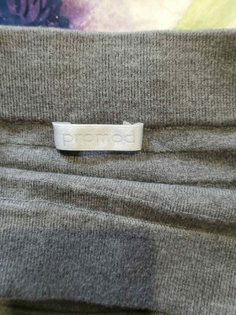 JUPE GRISE COURTE PROMOD TAILLE 36 Vêtements