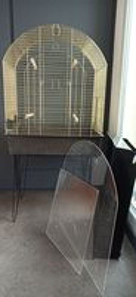   Jolie cage � oiseaux  