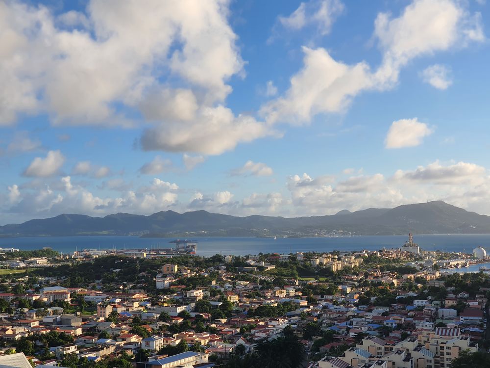 Vente Appartement Rooftop & Dernier Étage ? T4 Traversant 123 m² ? Vue Mer Fort-de-france