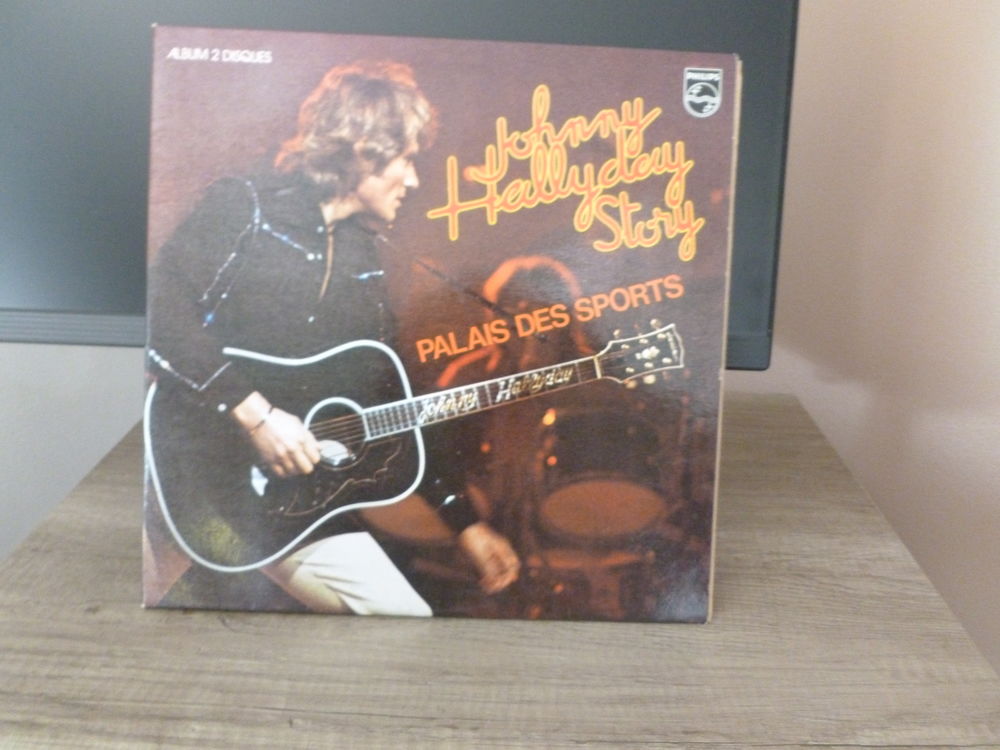 LOT DE 8 disques 33 tours .JOHNNY HALLYDAY Audio et hifi