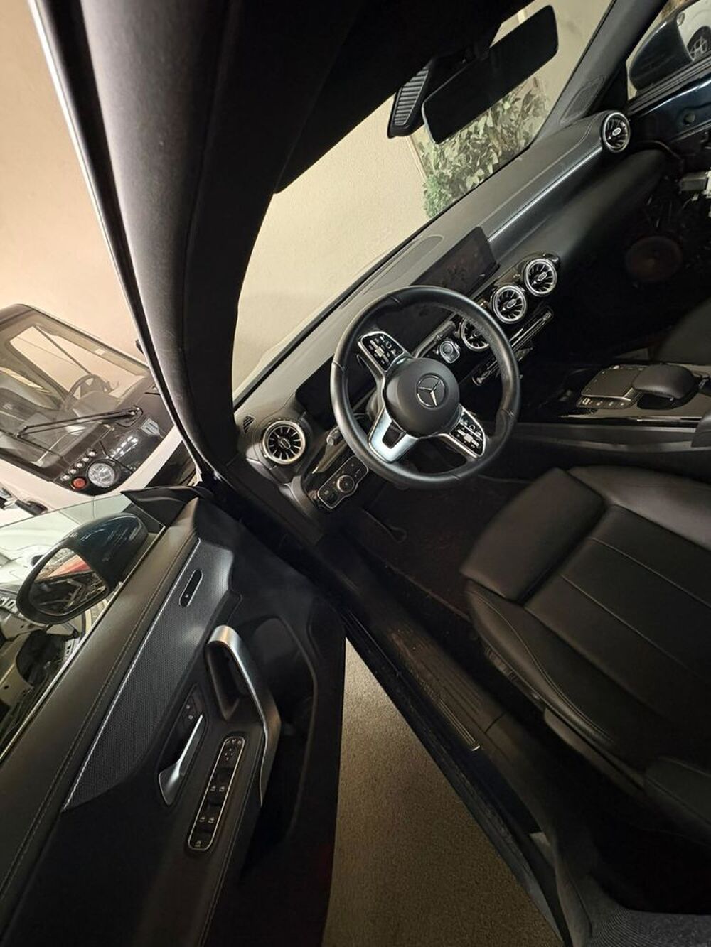 Classe CLA CLA Shooting Brake 180 d 8G-DCT Business Line 2023 occasion 78210 Saint-Cyr-l'&Eacute;cole