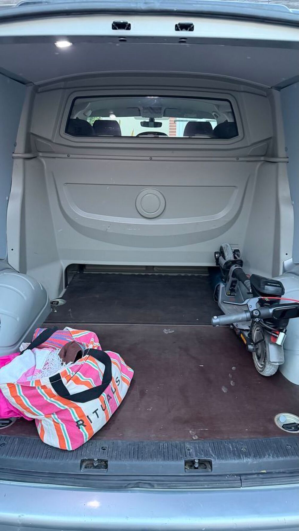 Transporter TRANSPORTER 6.1 PROCAB L1 2.0 TDI 204 DSG7 4MOTION BUSINESS 2018 occasion 31000 Toulouse