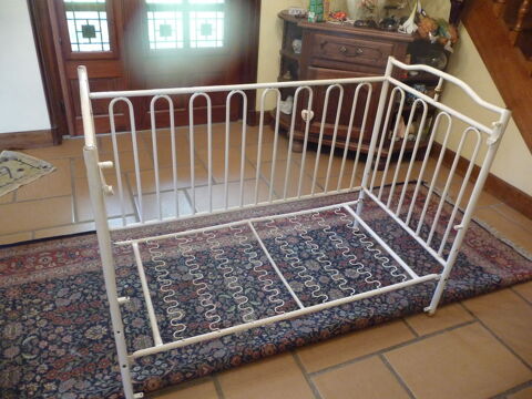 lit enfant 20 Saint-Jean-Soleymieux (42)