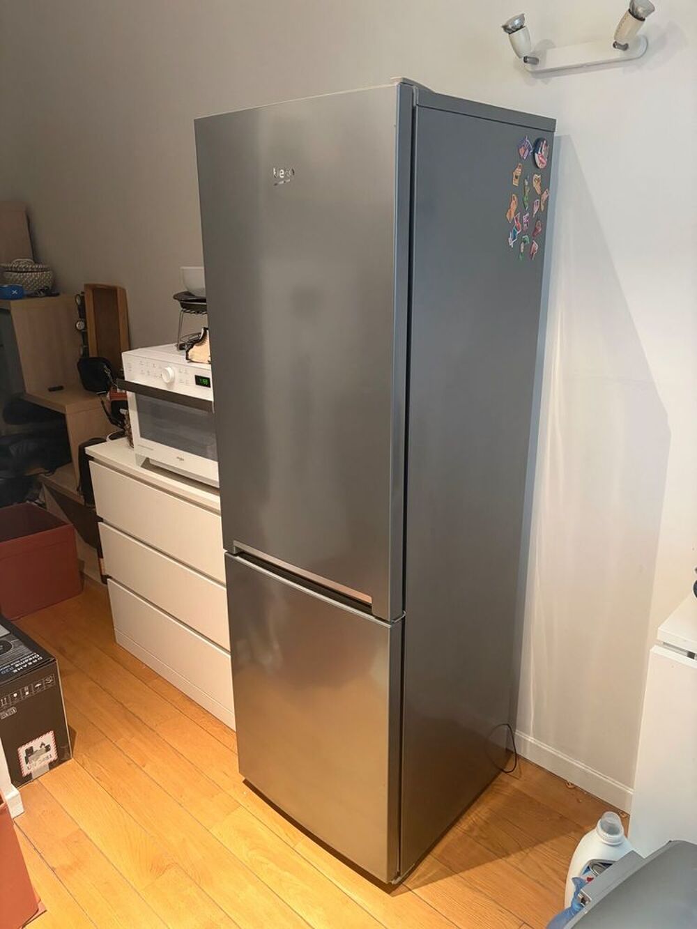 - Refrig&eacute;rateur combin&eacute; BEKO Electroménager