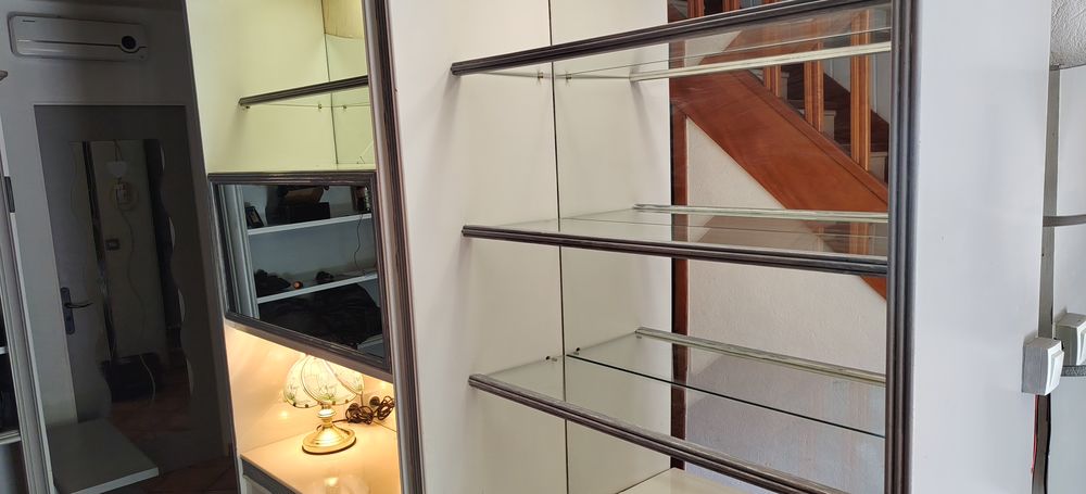 MEUBLE DE SALON EN BOIS EN 2 PARTIES QUI S'ASSEMBLE Meubles
