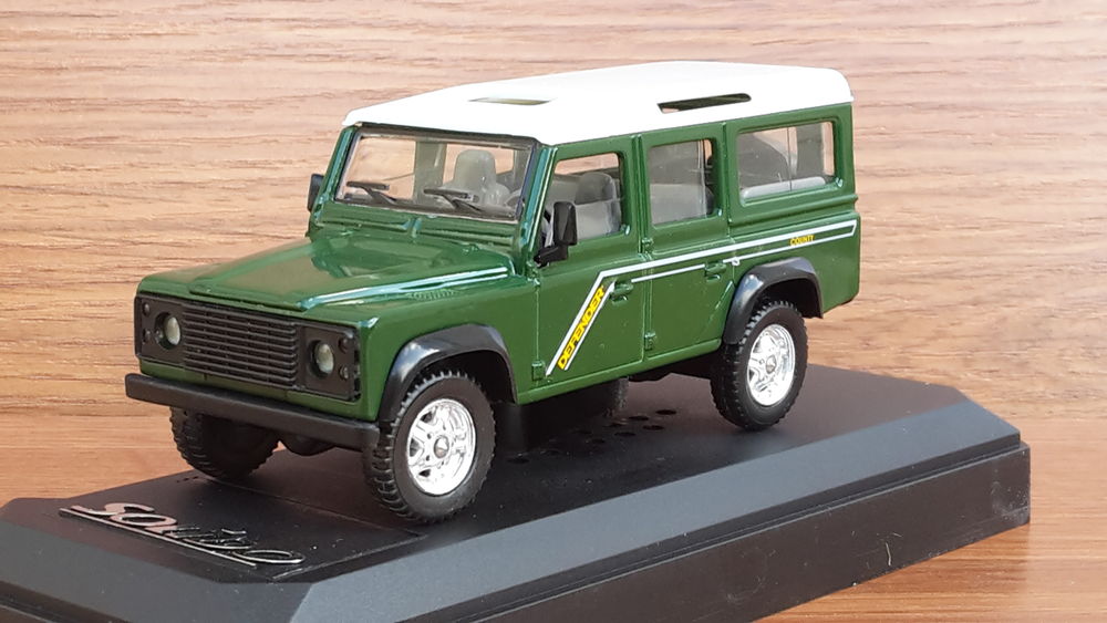Land Rover Defender county 1998 