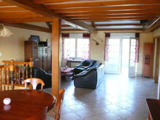  Maison à louer 5 pièces 167 m²