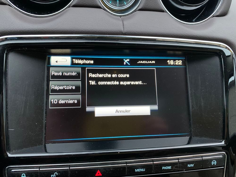 XJ V6 3.0 - 275 Diesel Luxe Premium Empattement Court A 2015 occasion 59310 Auchy-lez-Orchies