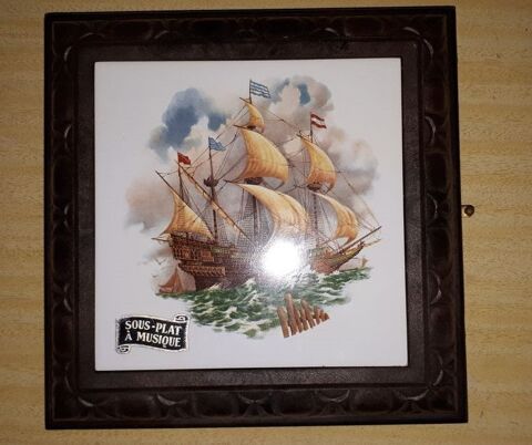 DESSOUS DE PLAT MUSICAL (168) 6 Vend�me (41)