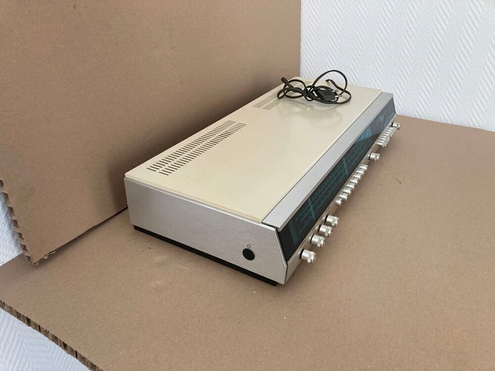 Radio ampli T&eacute;l&eacute;funken vintage. Audio et hifi