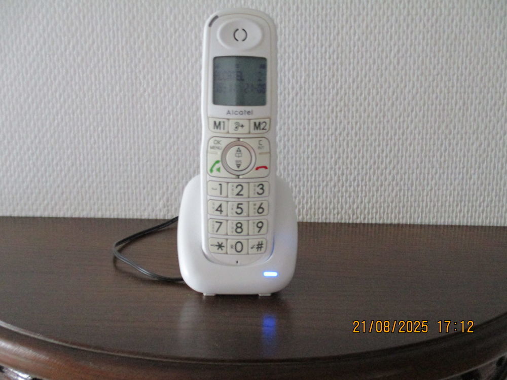 t&eacute;l&eacute;phone fixe Téléphones et tablettes