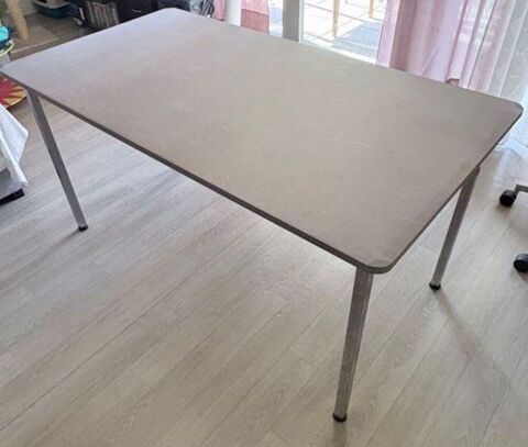 Table de salle à  manger pour 6 personnes 60 Saint-Max (54)