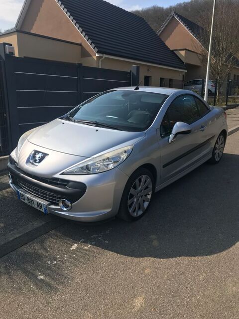 Peugeot 207 cc 1.6 THP 16V 150ch Féline