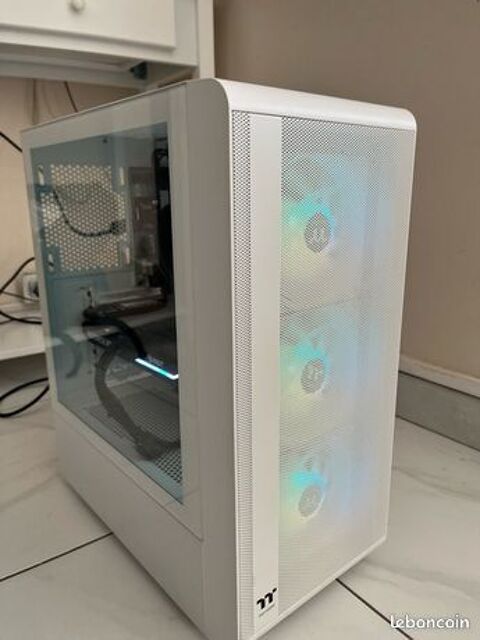 Pc Gamer RTX 4060 Ti Ryzen 5 5500 16Go ram ddr4 wifi 879 Bonneuil-sur-Marne (94)