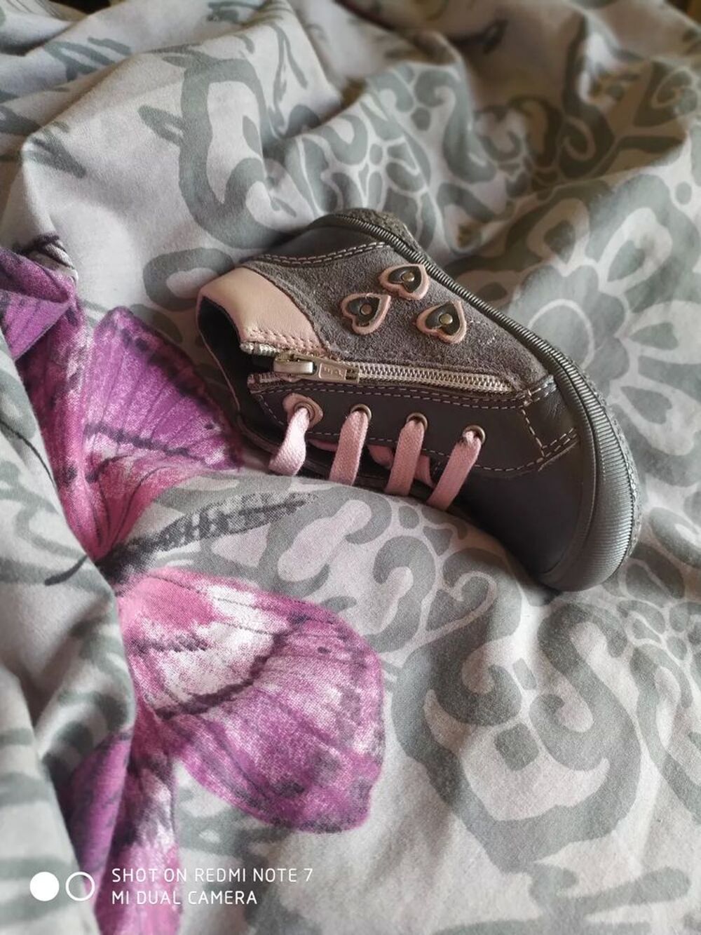 PLUSIEURS PAIRES DE CHAUSSURES BEBE BABYBOTTE Chaussures enfants