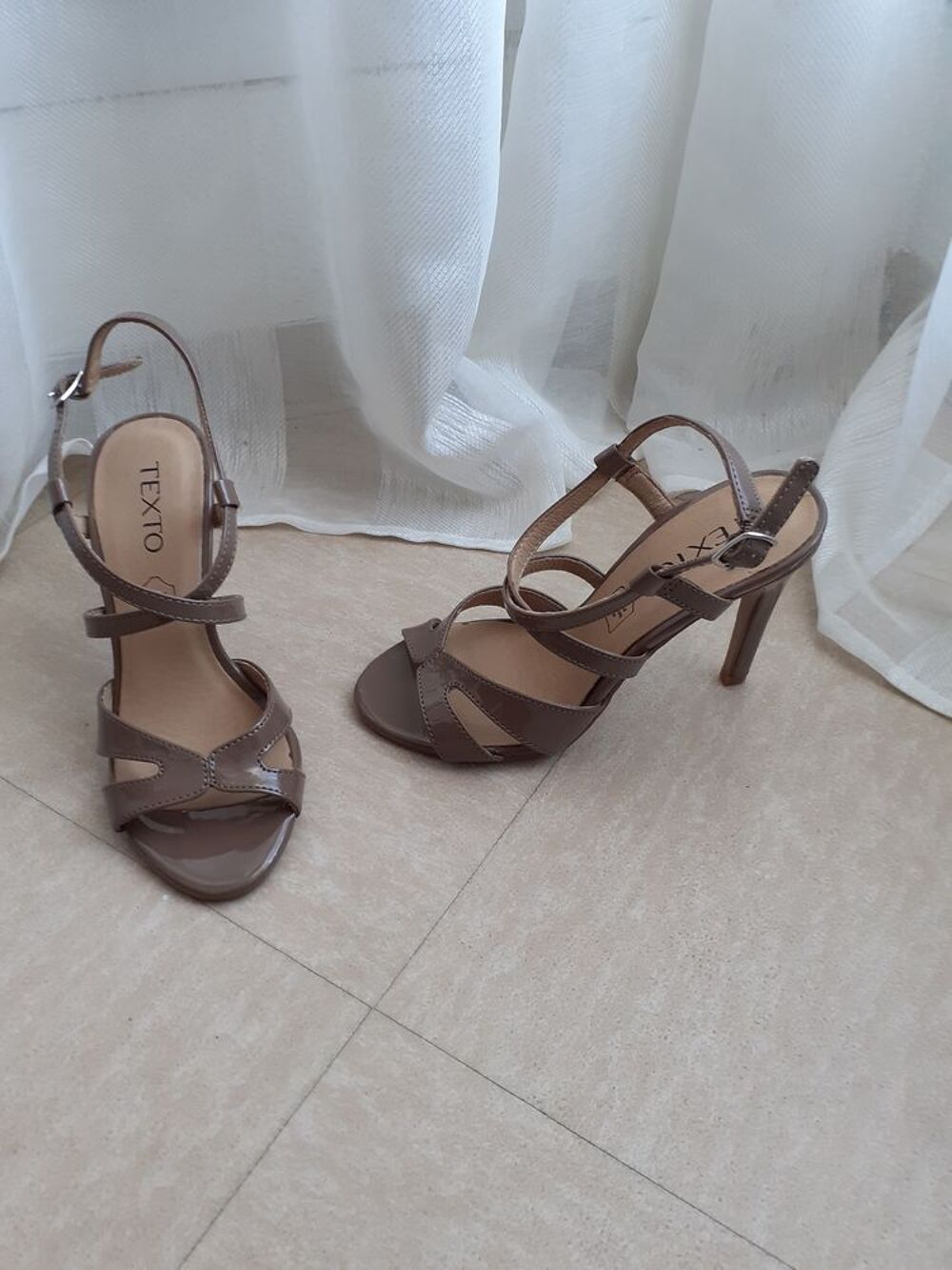 Sandales &agrave; talons Chaussures