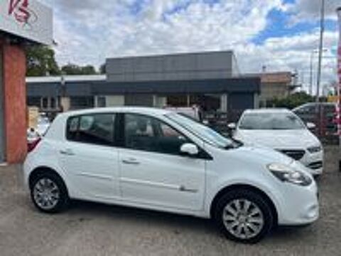 Clio III 1.2 16V 75 eco2 Expression Clim Euro 5 2011 occasion 82000 Montauban