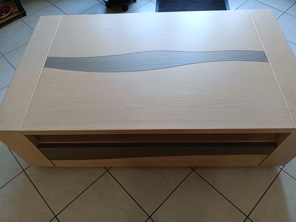 meuble TV en ch&ecirc;ne massif et table basse Meubles