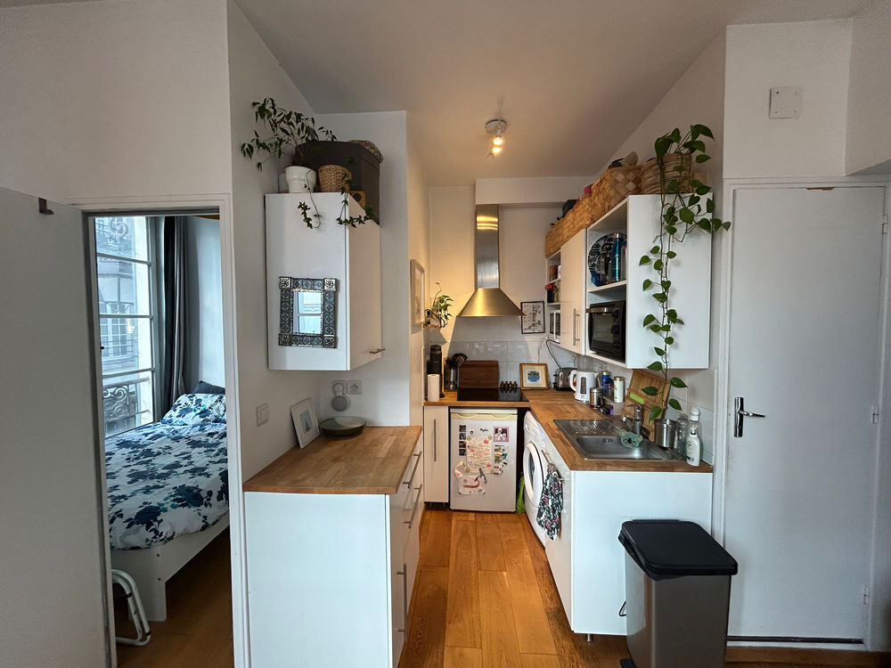 Vente Appartement Le Marais Rue de Turenne  2 pièces avec chambre séparée Paris 4