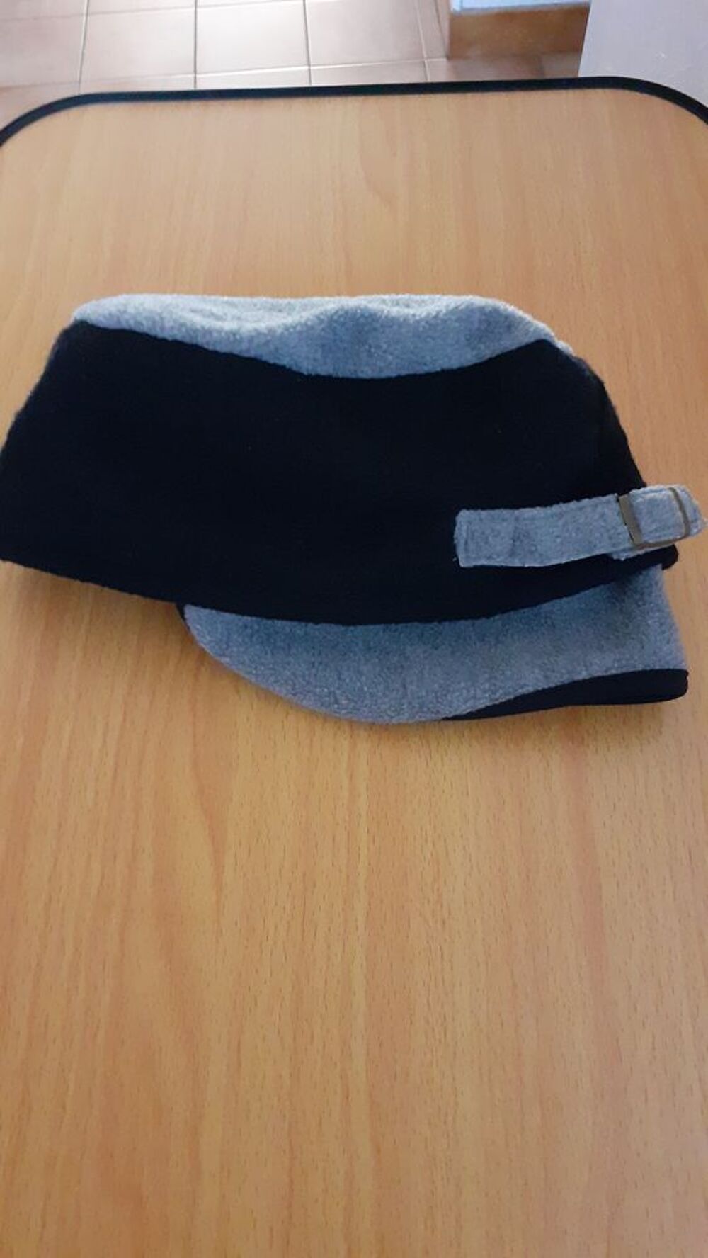 Chapka en laine femme Vêtements