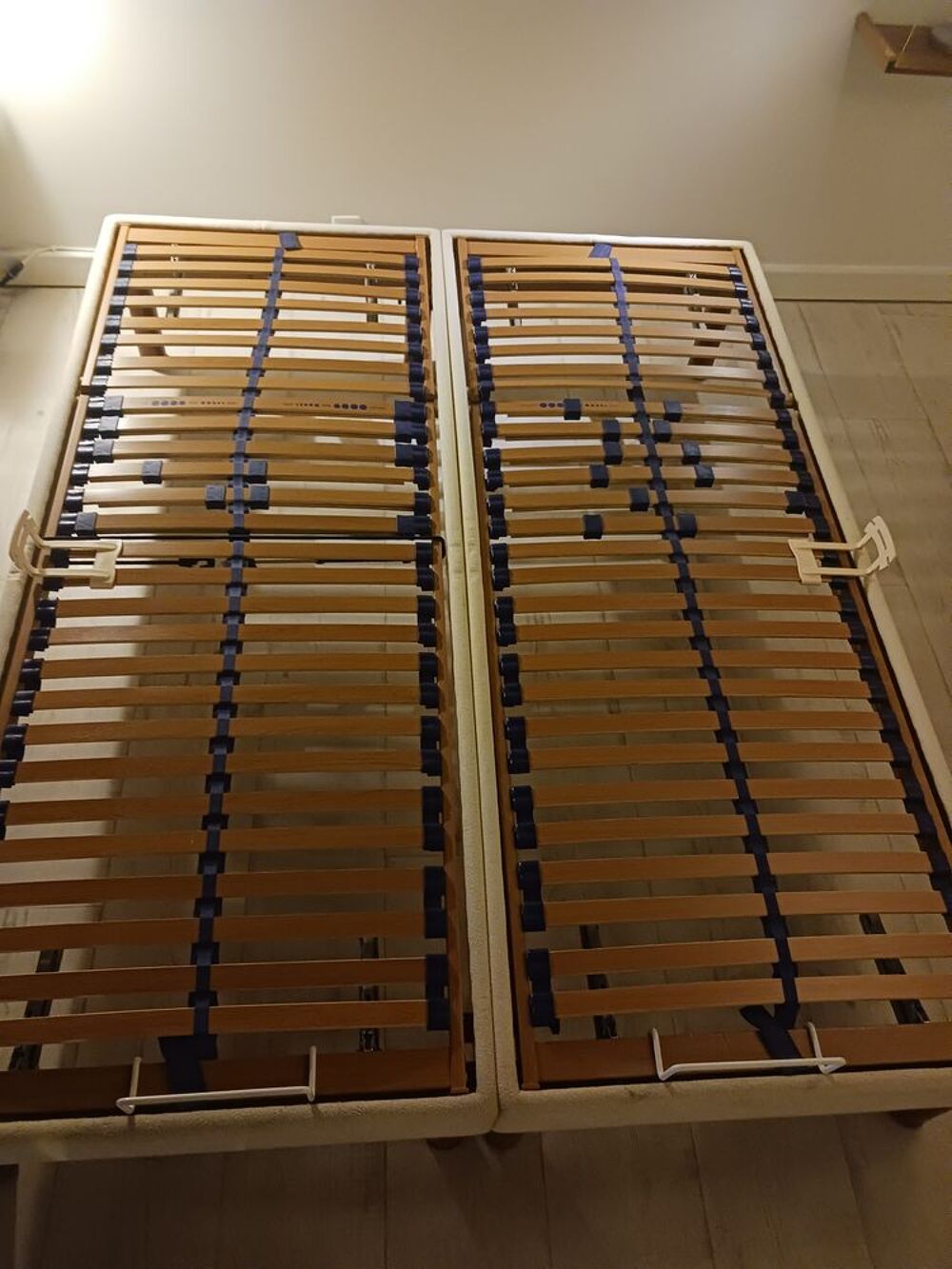 LIT DOUBLE RELAXATION 200 x 160 cm
Meubles